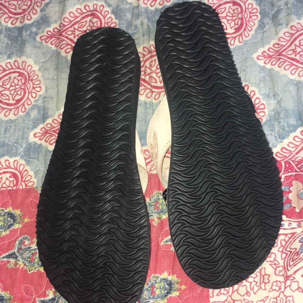 Sandals - Picture 3 of 3